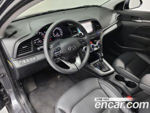 Hyundai AVANTE 1.6 2020 года из Южной Кореи