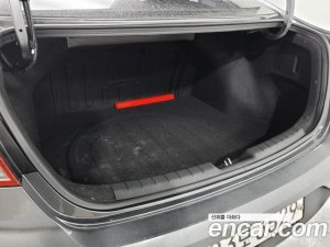 Hyundai AVANTE 1.6 2020 года из Южной Кореи