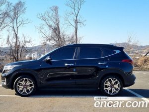 Kia Seltos Дизель 1.6 2WD 2020 года из Южной Кореи