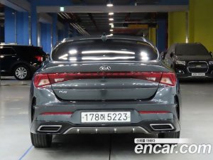 Kia K5 2.0 2020 года из Южной Кореи