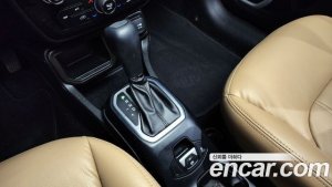 Jeep Renegade 2.4 Longitude 2021 года из Южной Кореи