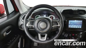 Jeep Renegade 2.4 Longitude 2021 года из Южной Кореи