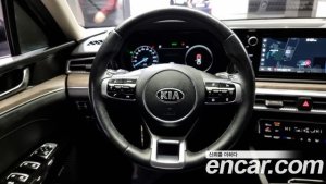 Kia K5 Noblesse 2021 года из Южной Кореи
