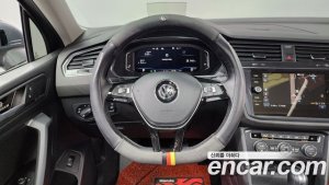 Volkswagen Tiguan 2.0 TDI Prestige 2020 года из Южной Кореи