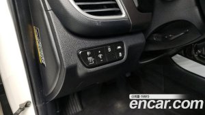 Kia Seltos Дизель 1.6 2WD 2020 года из Южной Кореи