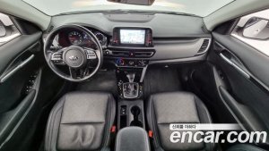 Kia Seltos Бензин 1.6 Turbo 2WD 2020 года из Южной Кореи