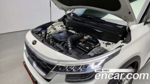 Kia Seltos Бензин 1.6 Turbo 2WD 2020 года из Южной Кореи