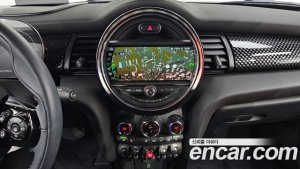 Mini Cooper Convertible DEFAULT 2021 года из Южной Кореи