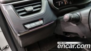Renault-KoreaSamsung XM3 1.3 TCe RE Signature 2020 года из Южной Кореи