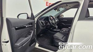 Kia Seltos Бензин 1.6 Turbo 4WD 2022 года из Южной Кореи