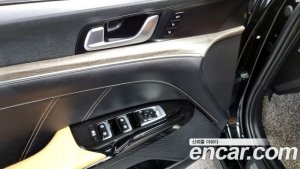 Kia K5 2.0 2020 года из Южной Кореи