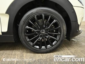 Mini Clubman High 2021 года из Южной Кореи