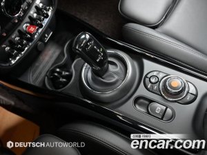 Mini Clubman High 2021 года из Южной Кореи