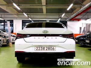 Hyundai AVANTE 1.6 2021 года из Южной Кореи