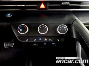 Hyundai AVANTE 1.6 2021 года из Южной Кореи