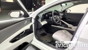 Hyundai AVANTE 1.6 2021 года из Южной Кореи