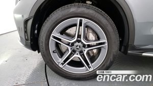 Mercedes-Benz GLC-Class GLC300e 4MATIC Coupe 2021 года из Южной Кореи