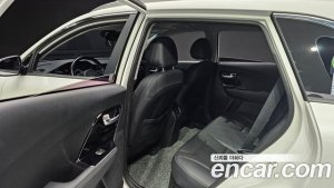 Kia Niro 1.6 HEV 2020 года из Южной Кореи