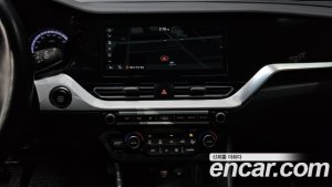 Kia Niro 1.6 HEV 2020 года из Южной Кореи