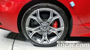 Kia Stinger 3.3 Turbo AWD 2020 года из Южной Кореи