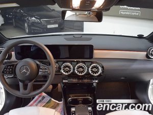 Mercedes-Benz A-Class A220 SEDAN 2020 года из Южной Кореи