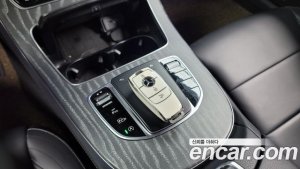 Mercedes-Benz E-Class E350 4MATIC AMG Line 2021 года из Южной Кореи