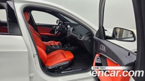 BMW 1-Series 118d M Sport 2021 года из Южной Кореи