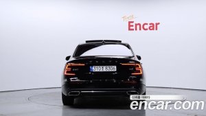 Volvo S60 B5 Inscription 2021 года из Южной Кореи