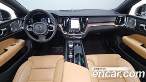 Volvo S60 B5 Inscription 2021 года из Южной Кореи