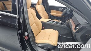 Volvo S60 B5 Inscription 2021 года из Южной Кореи