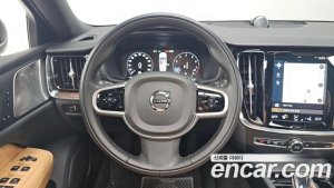Volvo S60 B5 Inscription 2021 года из Южной Кореи