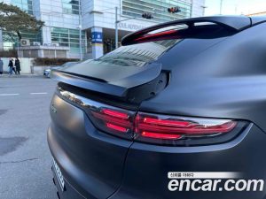 Porsche Cayenne 3.0 E-하이브리드 Coupe 2021 года из Южной Кореи