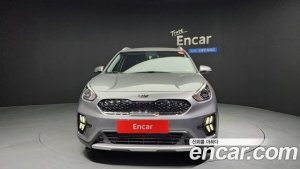 Kia Niro 1.6 HEV 2020 года из Южной Кореи