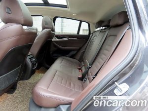 BMW X4 xDrive20d xLine 2020 года из Южной Кореи