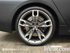 BMW 5-Series M550i xDrive 2021 года из Южной Кореи