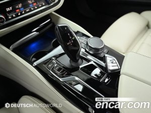 BMW 5-Series M550i xDrive 2021 года из Южной Кореи