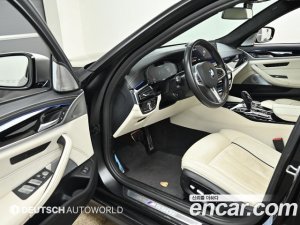 BMW 5-Series M550i xDrive 2021 года из Южной Кореи