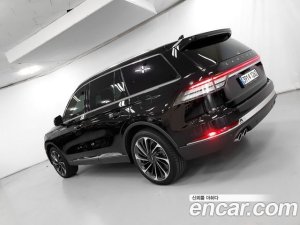 Lincoln Aviator 3.0 Reserve AWD 2021 года из Южной Кореи