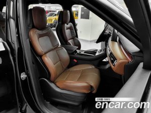Lincoln Aviator 3.0 Reserve AWD 2021 года из Южной Кореи