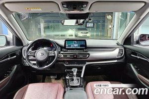 Kia Seltos Бензин 1.6 Turbo 2WD 2020 года из Южной Кореи
