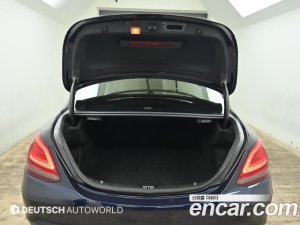 Mercedes-Benz C-Class C200 Avantgarde 2020 года из Южной Кореи
