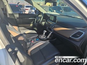 Kia Seltos Бензин 1.6 Turbo 2WD 2020 года из Южной Кореи