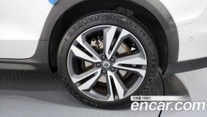 Volvo V60 T5 PRO AWD 2020 года из Южной Кореи