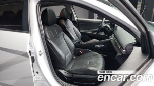 Hyundai AVANTE 1.6 2021 года из Южной Кореи