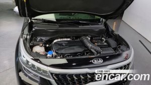Kia Seltos Бензин 1.6 Turbo 2WD 2022 года из Южной Кореи