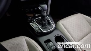 Kia Seltos Бензин 1.6 Turbo 2WD 2022 года из Южной Кореи