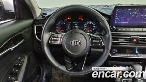 Kia Seltos Бензин 1.6 Turbo 2WD 2022 года из Южной Кореи
