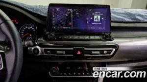 Kia Seltos Бензин 1.6 Turbo 2WD 2022 года из Южной Кореи