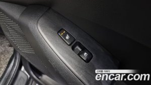 Kia Seltos Бензин 1.6 Turbo 2WD 2022 года из Южной Кореи