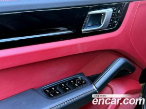 Porsche Cayenne 3.0 Coupe 2020 года из Южной Кореи